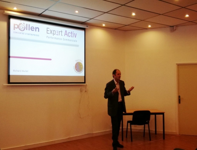 Formation des membres Pollen sur le développement commercial assurée par Richard Muller de Expert Activ